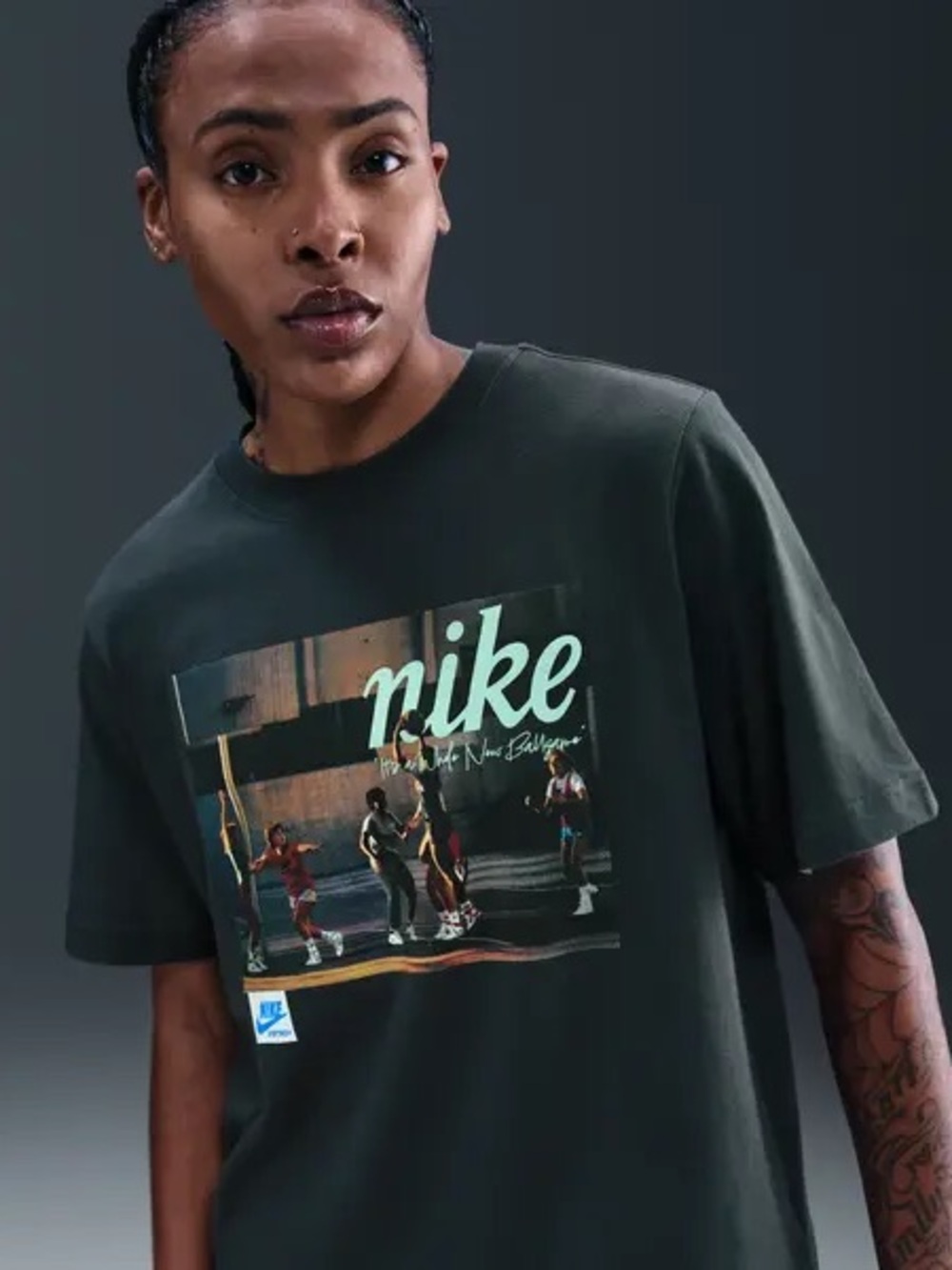 Nike Dark Green Graphic Short Sleeve Tee